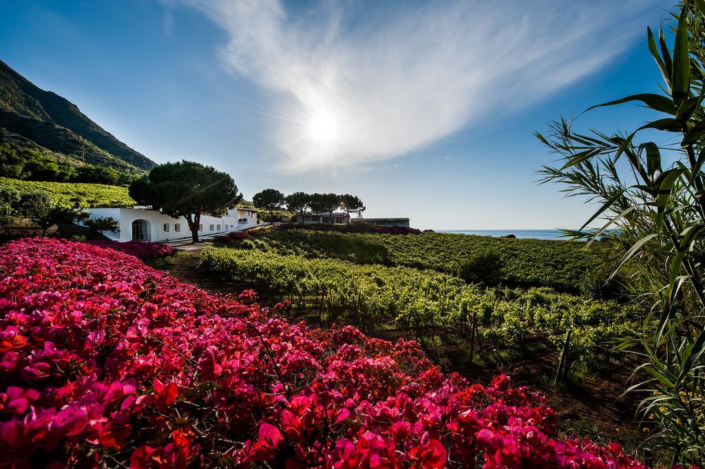 Capofaro Locanda & Malvasia Malfa  Bagian luar foto