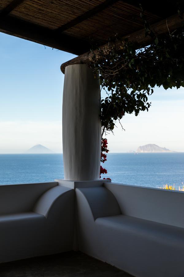 Capofaro Locanda & Malvasia Malfa  Bagian luar foto