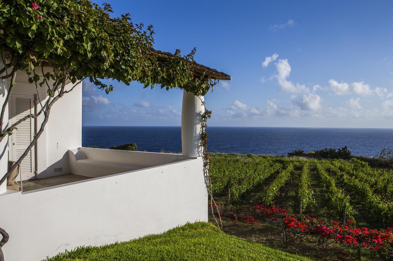 Capofaro Locanda & Malvasia Malfa  Bagian luar foto