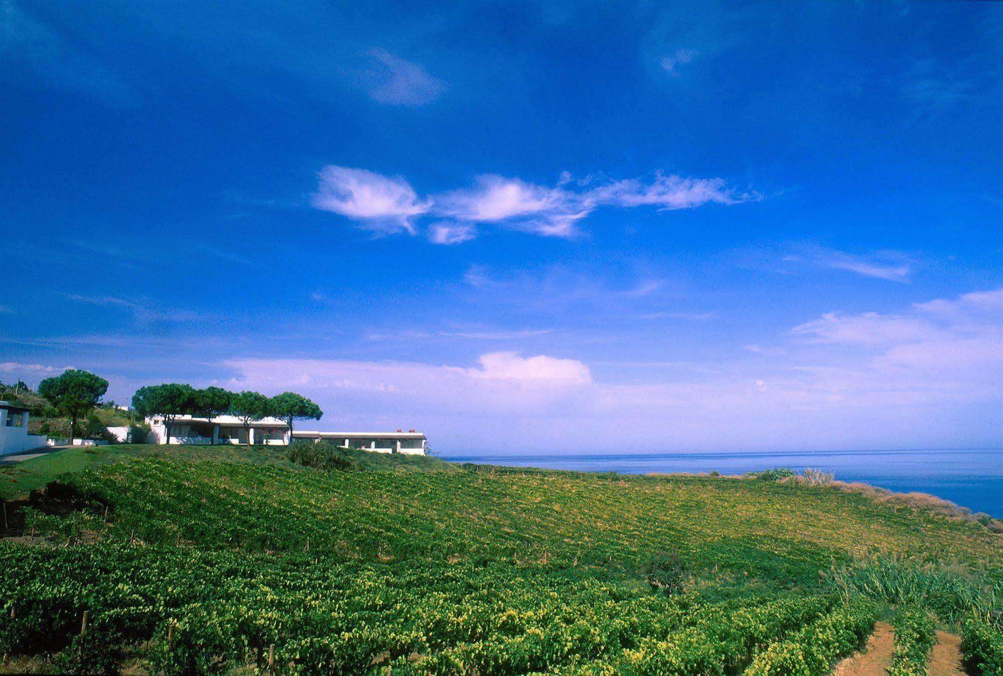Capofaro Locanda & Malvasia Malfa  Bagian luar foto